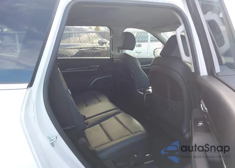 2024 Kia Telluride Lx z USA, uszkodzony, nr VIN 5XYP24GC4RG455330